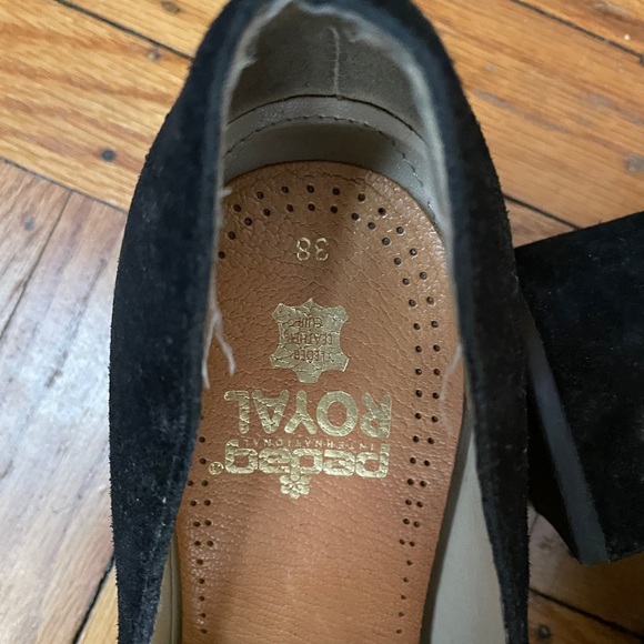 Black Suede Pumps. INSPIRED - Picture 3 of 6